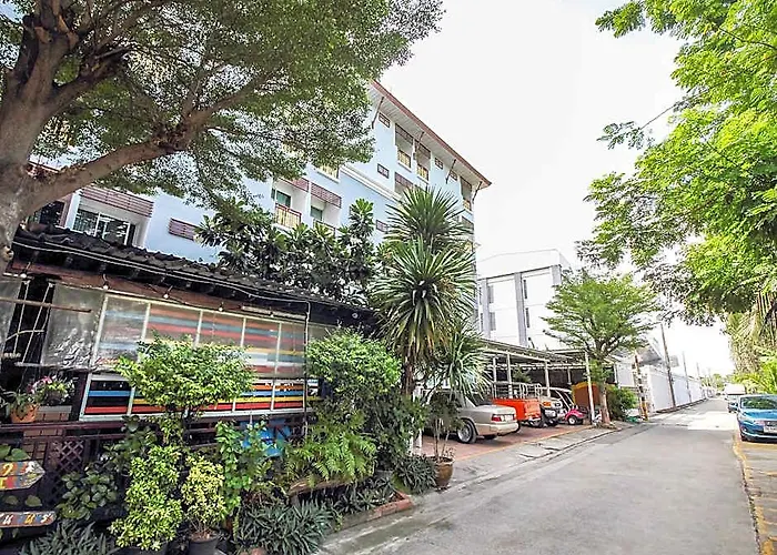 Oyo 280 Thai Garden 酒店 3*